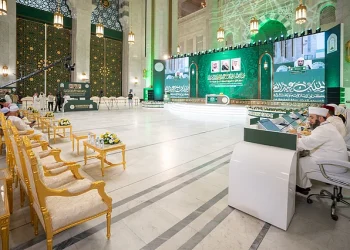 شاشات عملاقة في المسجد الحرام لنقل فعاليات مسابقة الملك عبدالعزيز الدولية للقرآن الكريم