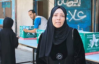 أهالي غزة يوجهون رسائل شكر للمملكة على دعمها الإنساني في ظل تفشي المجاعة