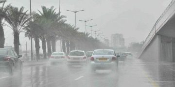 أمطار رعدية غزيرة على جازان وعسير وتحذيرات من السيول وتقلبات جوية مستمرة