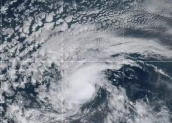 رعب في العالم من اشتداد إعصار إيرين إلى الفئة الثانية.. المركز الأميركي للأعاصير يكشف التفاصيل