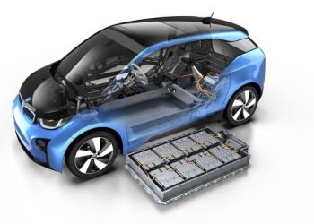 بطاريات السيارات الكهربائية