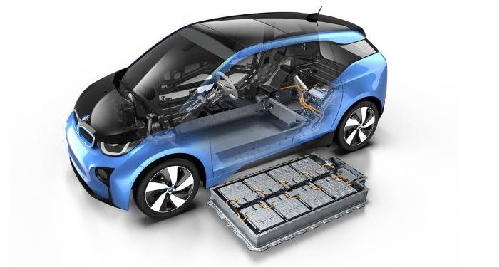 بطاريات السيارات الكهربائية