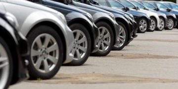 قطاع السيارات ببريطانيا