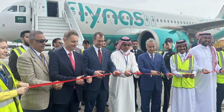 احتفال سعودي روسي.. طيران ناس يدشن أول خط مباشر بين الرياض وموسكو