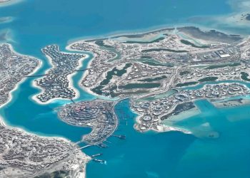 لقطات جوية لجزيرة شُورى تُشعل التفاعل .. ما لا تعرفه عن درة البحر الأحمر لعام 2025