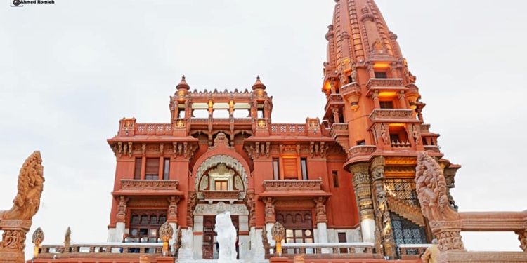 قصر البارون.. أسطورة الغموض التي تحولت إلى مزار سياحي في القاهرة