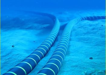 انقطاع كابلات الإنترنت