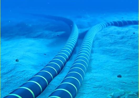 انقطاع كابلات الإنترنت