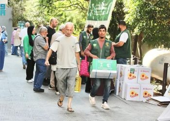 مركز الملك سلمان للإغاثة يوزع مساعدات غذائية وإيوائية في لبنان واليمن وأفغانستان