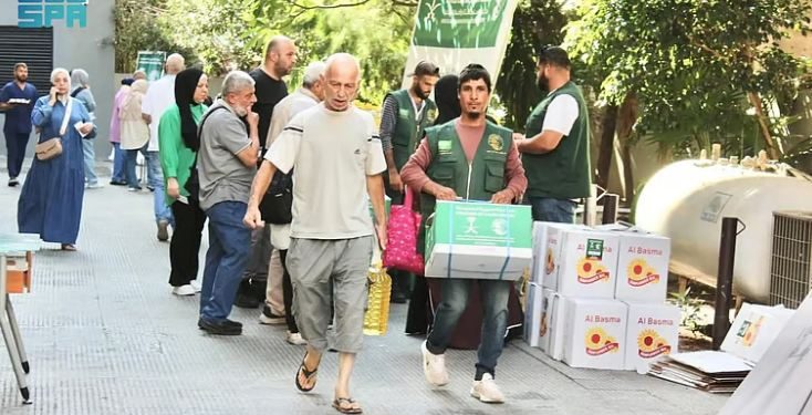 مركز الملك سلمان للإغاثة يوزع مساعدات غذائية وإيوائية في لبنان واليمن وأفغانستان