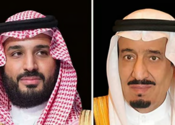 القيادة تعزي أسرة مفتي المملكة والشعب السعودي والعالم الإسلامي بوفاة الشيخ عبد العزيز آل الشيخ