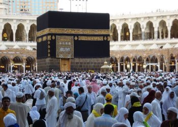 «فيديو».. شؤون الحرمين تواصل جهودها الميدانية لتنظيم الحشود وتقديم أفضل الخدمات لضيوف الرحمن