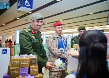 احتفالات الجوازات باليوم الوطني 95 تنشر البهجة بين المسافرين في المنافذ الدولية