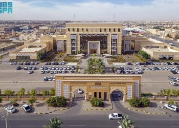 أمانة القصيم تطلق 15 حاضنة بلدية بـ290 منفذ بيع لدعم مشاريع الشباب والأسر المنتجة