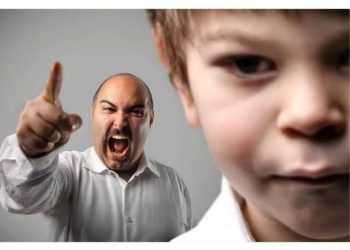 احذر العنف اللفظي وتأثيره المدمر على الصحة النفسية للأطفال والبالغين