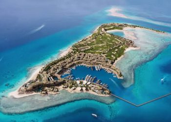 جزيرة سندالة جوهرة البحر الأحمر.. بوابة نيوم إلى السياحة العالمية؟