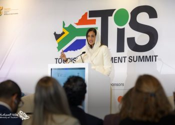 دعوة للتعاون العالمي.. السعودية تصنع مستقبل السياحة وتروج لـ “تورايز” من جنوب إفريقيا