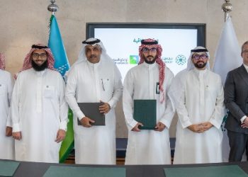 روشن وأرامكو توقعان اتفاقية استراتيجية لدعم تملك المنازل لمنسوبي الشركة