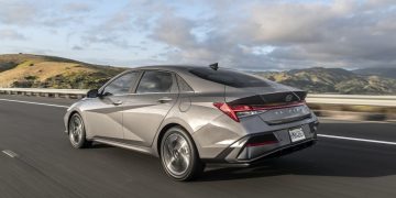 هيونداي إلنترا 2025  