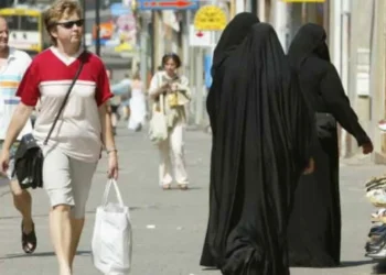 غرامة 4 آلاف يورو.. البرتغال تنضم لـ5 دول أوروبية تحظر النقاب في الأماكن العامة