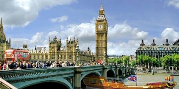 وجهات الخريف المفضلة للسعوديين: لندن وبرشلونة تتألقان في تقرير بنترست 2025