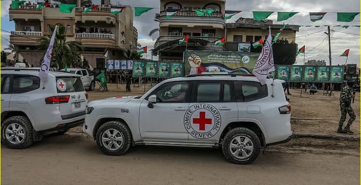 طائرة ترامب تحلّق فوق تل أبيب خلال متابعة مباشرة لعملية إطلاق سراح الرهائن من غزة