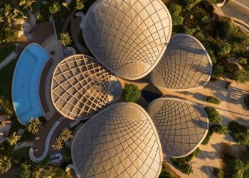  شورى لينكس.. أول ملعب غولف على جزيرة في السعودية هل يغير التجربة؟