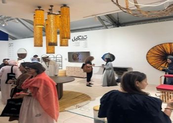 المشاركة السعودية تتألق في “أسبوع دبي للتصميم” عبر جناح إثراء