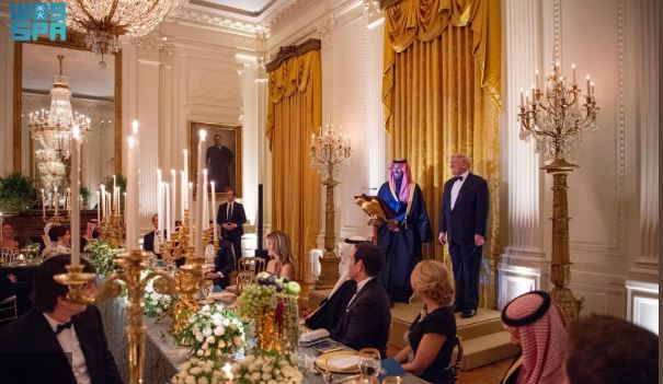 ولي العهد يشّرف حفل العشاء