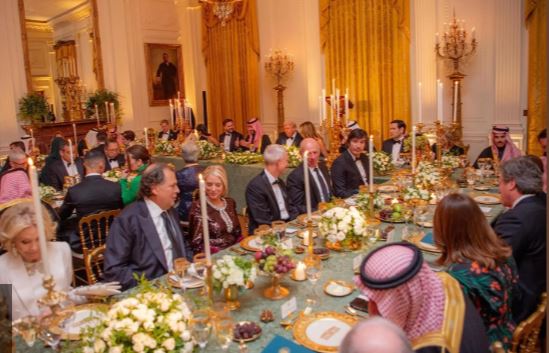 ولي العهد يشّرف حفل العشاء