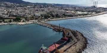 وصول أول شحنة بترولية سعودية إلى سوريا ضمن منحة لدعم قطاع الطاقة