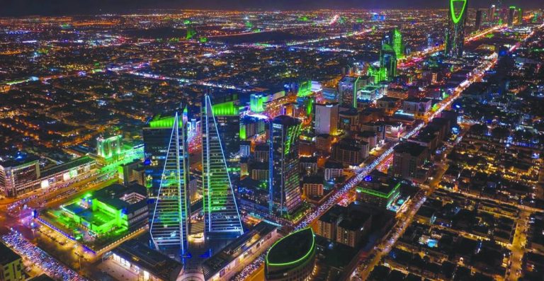 تحول الحلم إلى واقع: 2025 عام كسر الأرقام القياسية في التوطين والاستثمار