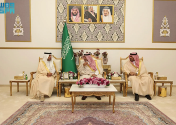 أمير نجران يطلق مشاريع تنموية وخدمية بـ1 مليار ريال بدعم البلديات والإسكان