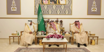 أمير نجران يطلق مشاريع تنموية وخدمية بـ1 مليار ريال بدعم البلديات والإسكان