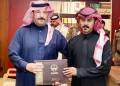 أمير منطقة عسير يُكرم الشاب خالد