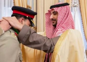 السعودية تكرم قائد الجيش الباكستاني