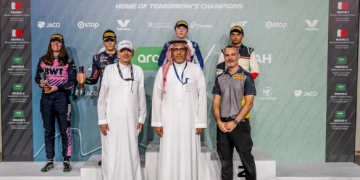 جدة تحتضن الإثارة.. بيلوفيسكي يتصدر السباق الأول في الجولة الختامية لبطولة أرامكو للفورمولا 4