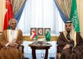 وزير الخارجية السعودي ونظيره العماني