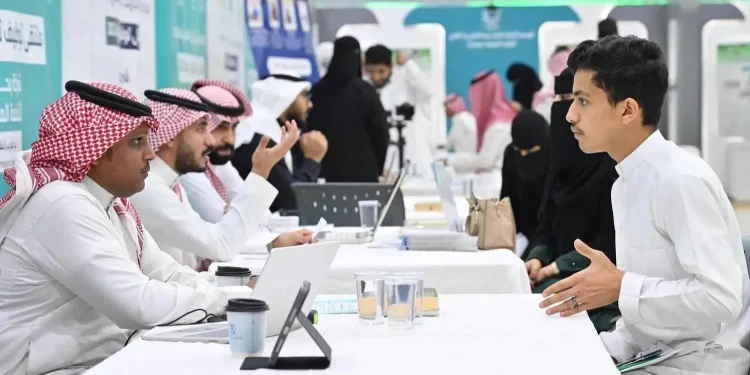 انخفاض معدل البطالة إلى 7٪.. السعودية تحقيق مستهدف الرؤية قبل أوانه بـ 5 سنوات