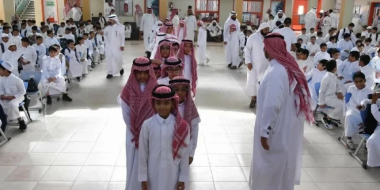 انطلاق الفصل الدراسي الثاني بالسعودية