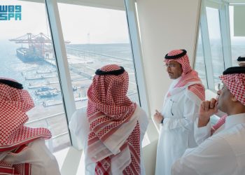 وزير الصناعة يزور مدينة جازان للصناعات الأساسية والتحويلية ويتفقد منشآتها اللوجستية والصناعية