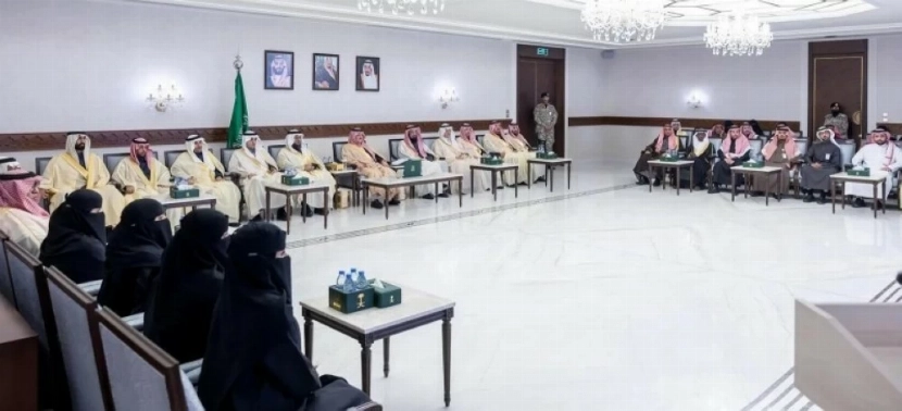 أمير الشرقية يسلّم وثائق تملّك الوحدات السكنية لمستفيدي «جود الإسكان»