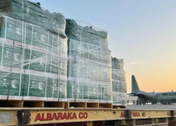 المملكة تواصل الدعم والعطاء| وصول الطائرة الإغاثية السعودية الـ80 إلى مطار العريش الدولي