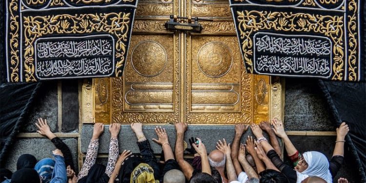 دليل تأشيرة العمرة 2026 مدة الإقامة وصلاحية التأشيرة وشروط المغادرة