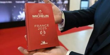 ماذا يعني دخول دليل ميشلان للسعودية وكيف يختار أفضل المطاعم؟