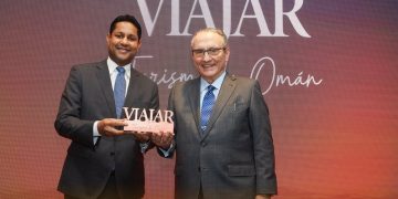 سلطنة عُمان تحصد جائزة الوجهة السياحية الصاعدة لعام 2026 في إسبانيا