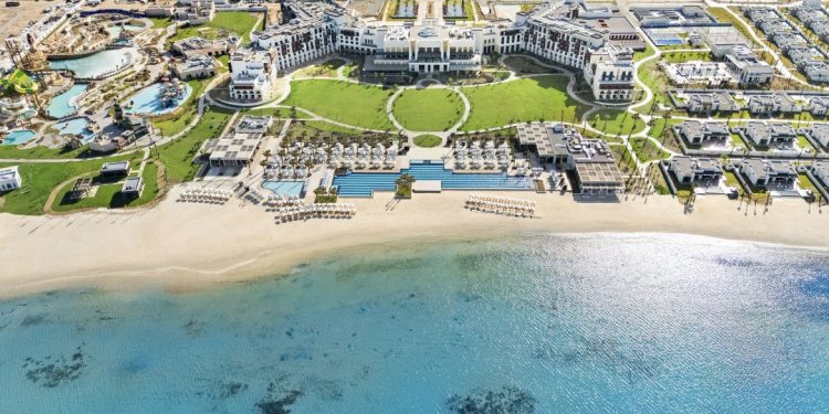 منتجع ريكسوس مرجانة