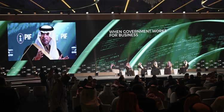 الحقيل: أكثر من 250 مليار ريال فرص استثمارية متاحة في قطاع الإسكان