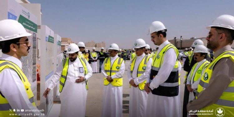 الأمير فيصل بن عبدالعزيز يطلق مشاريع بلدية وتنموية بالرياض بقيمة 1.6 مليار ريال