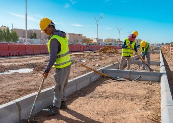 أمانة حائل تبحث مع المكاتب الهندسية والمقاولين تعزيز الالتزام بالاشتراطات البلدية